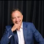 Dr. Cláudio José